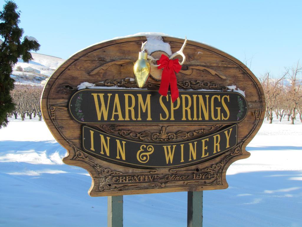 Warm Springs Inn & Winery Sunnyslope Exterior foto